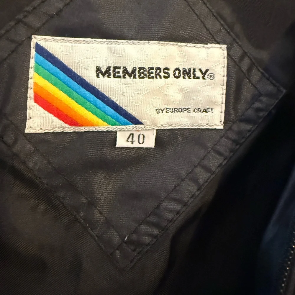 Original 80’s Vintage Members Only Black Cafe Racer Rainbow Europe Craft. Medium - Picture 4 of 14